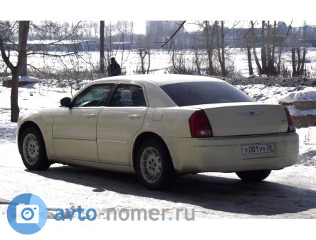 у001уу38, Chrysler 300/300C
