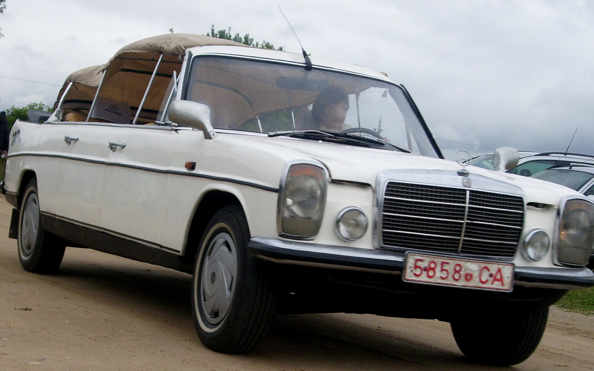 5858 CA, Mercedes-Benz E-Klasse 220–240 Sedan Long (W114/W115), 1967­–1976