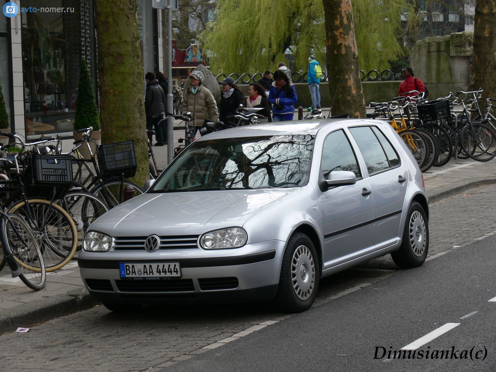 BA AA 4444, Volkswagen Golf 4th gen 5-door Hatch (1J1), 1997–2003 (–2008 for CN-market)