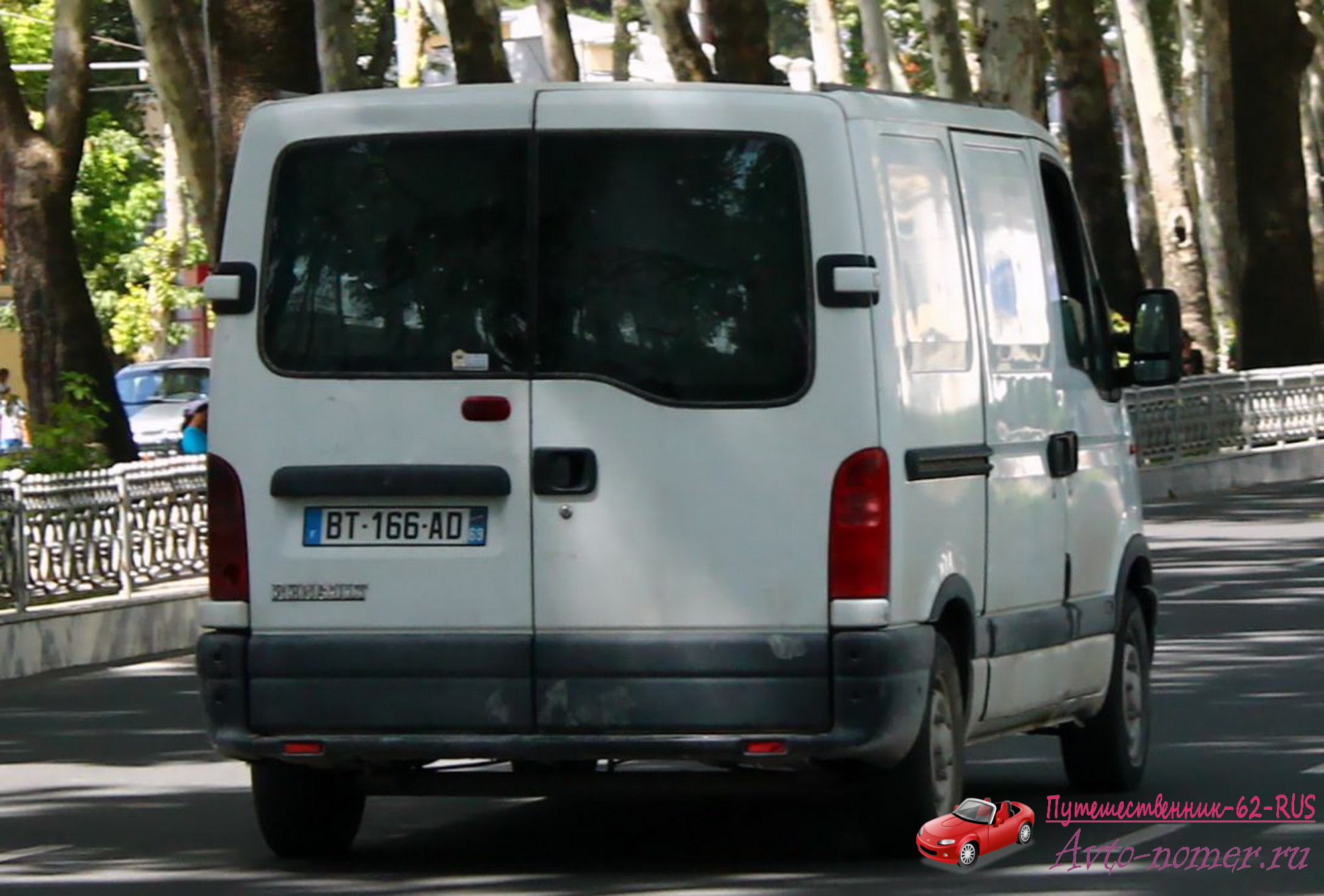 BT-166-AD, Renault Master 2nd gen Van (F70), 1997–2003