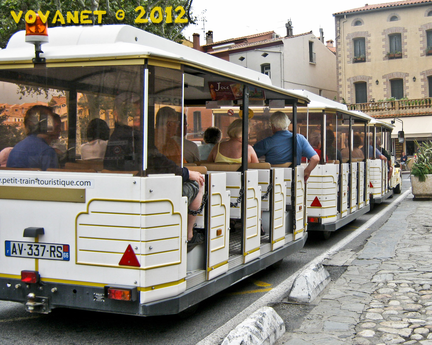 AV-337-RS, Prat Trains Carriage Series 