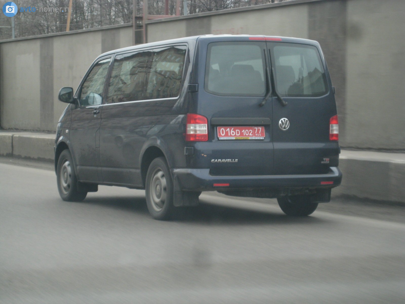 016 D 102 77, Volkswagen Caravelle 
