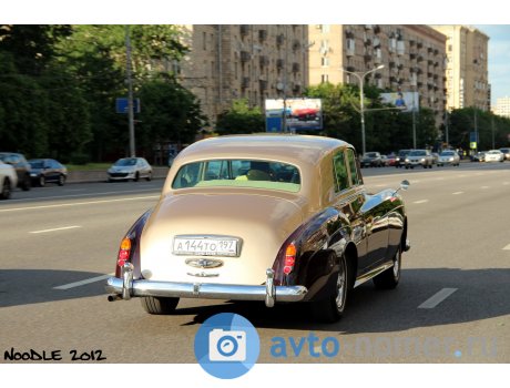 а144то197, Rolls-Royce Silver Cloud