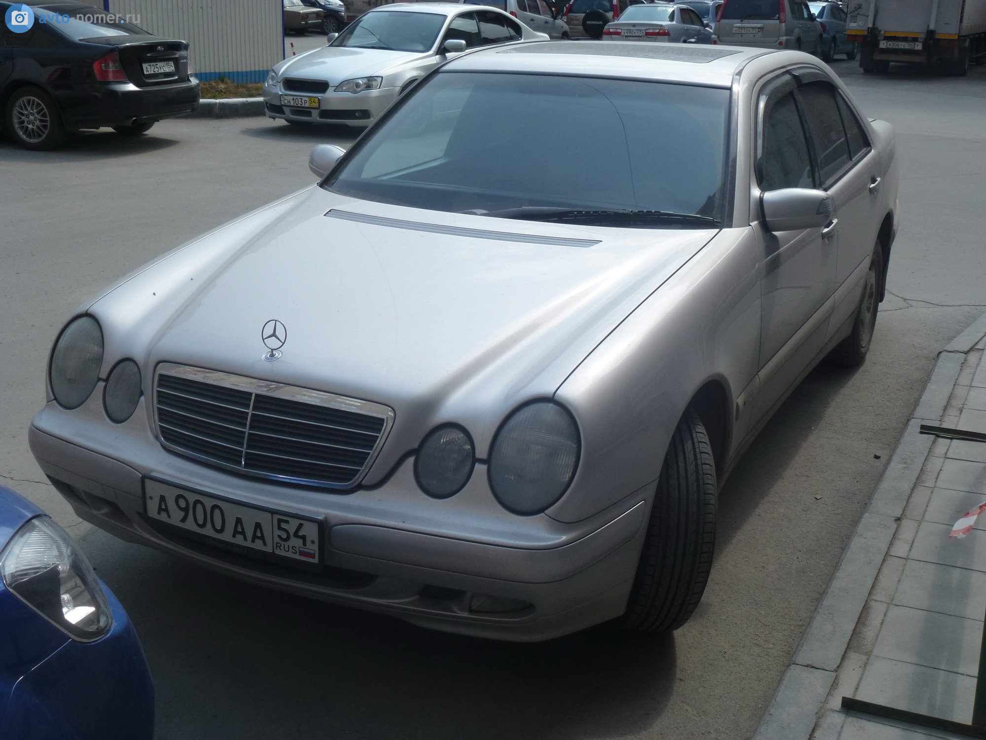 а 900 аа 54, Mercedes-Benz E-Klasse 2nd gen Sedan (W210), 1995­–2002