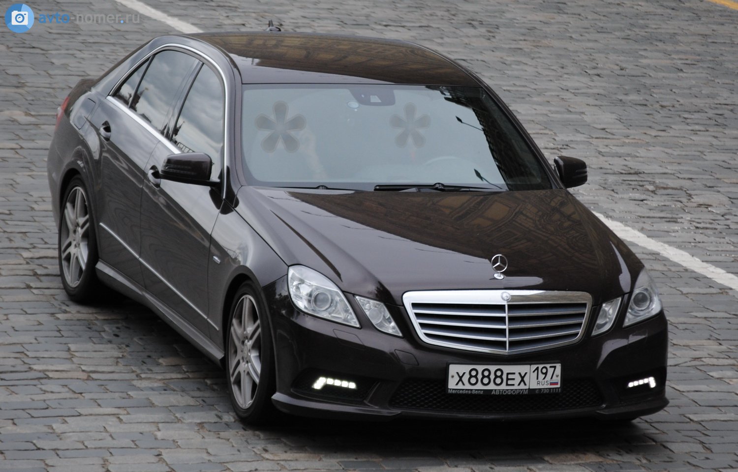 х 888 ех 197, Mercedes-Benz E-Klasse 4th gen Sedan (W212), 2009­–2013
