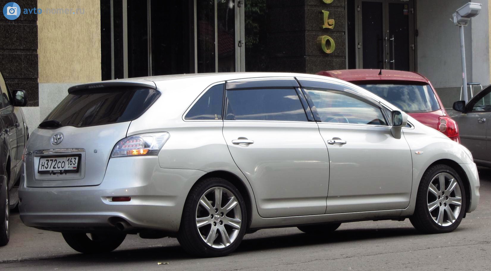 Toyota Mark x Zio Modellista