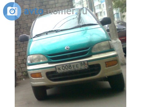 к008ее88, Nissan Vanette Serena