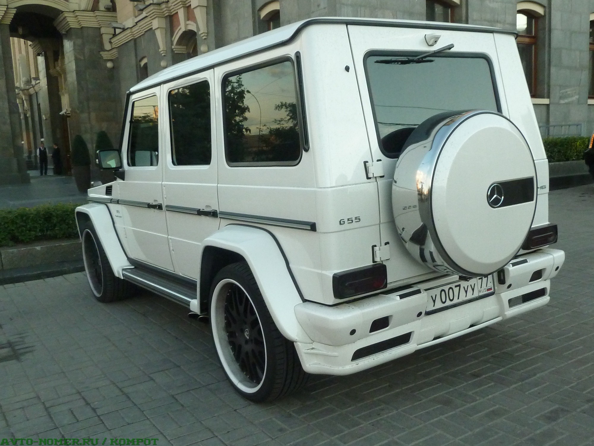 у 007 уу 77, Mercedes-Benz G-Klasse 