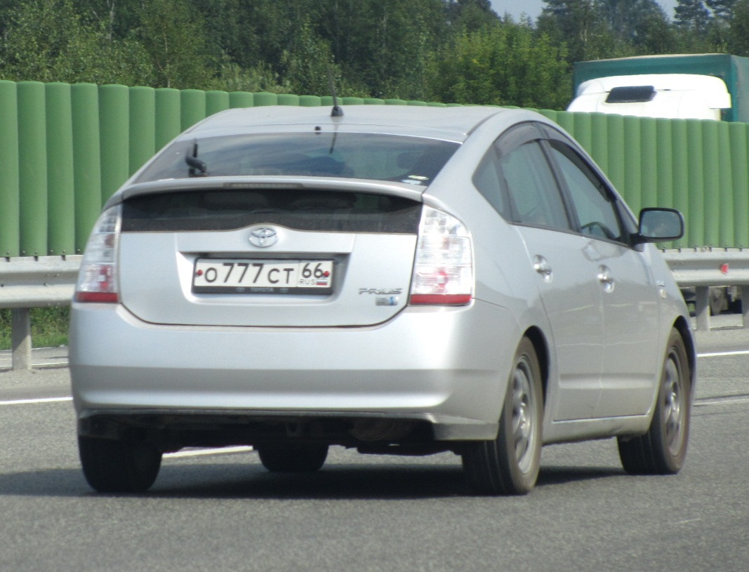 о 777 ст 66, Toyota Prius 