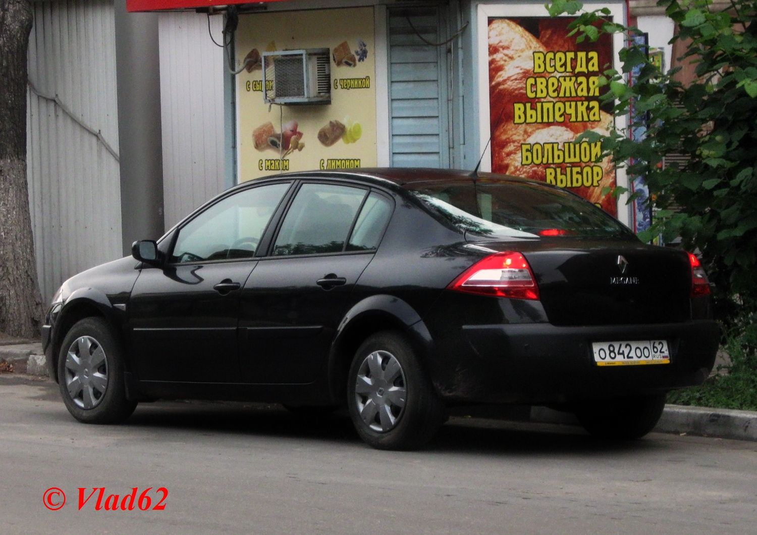 о 842 оо 62, Renault Mégane 2nd gen Sedan (L84), 2002–2009