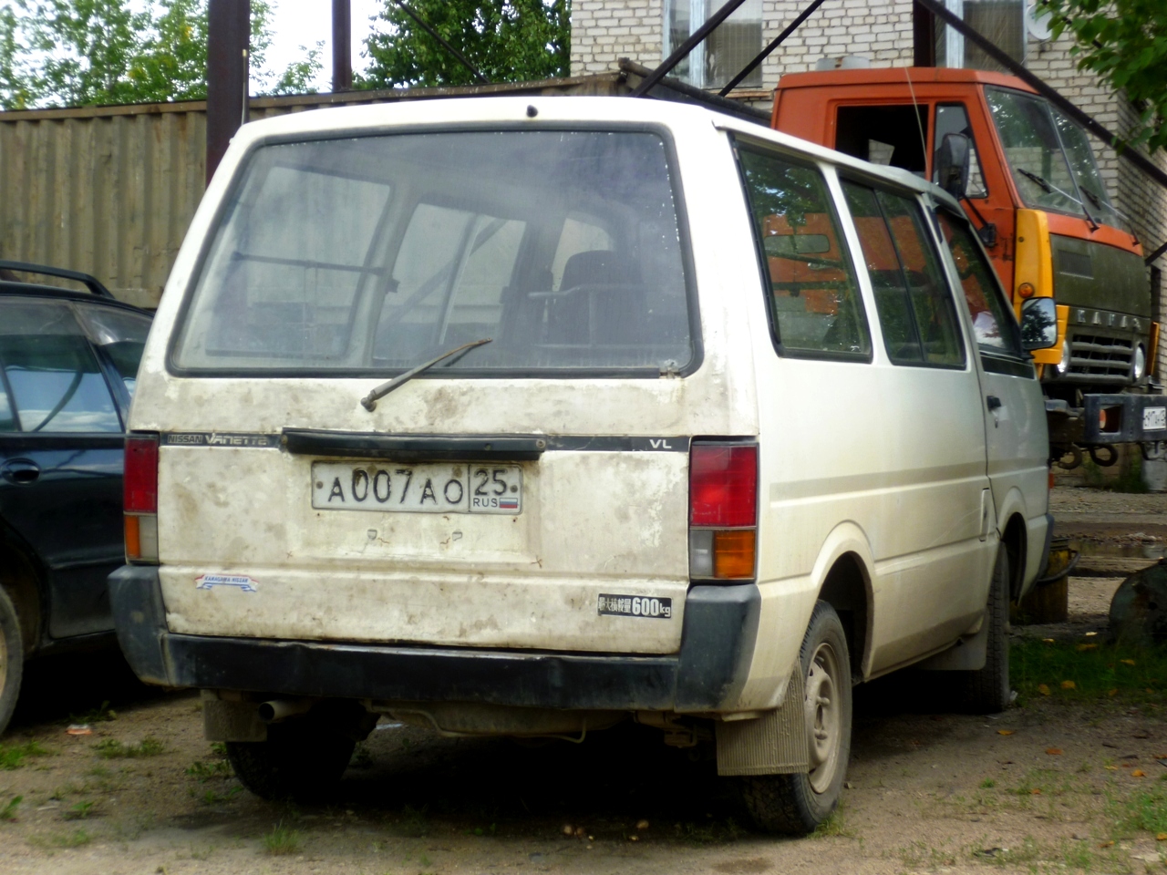 а 007 ао 25, Nissan Vanette 2nd gen Van (C22), 1985–1994