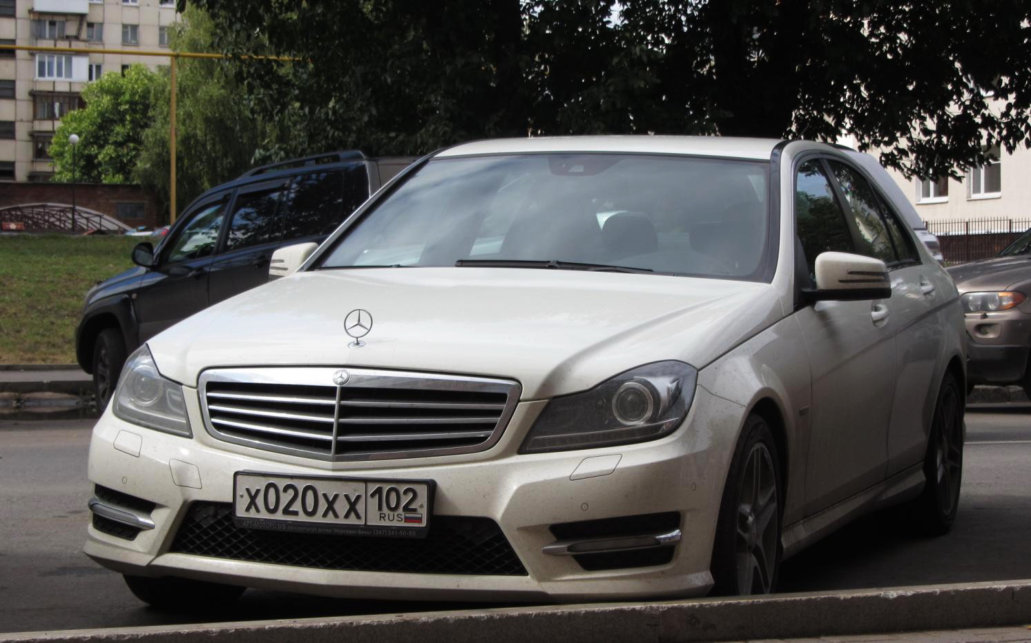 х 020 хх 102, Mercedes-Benz C-Klasse 3rd gen Sedan (W204), 2007–2015