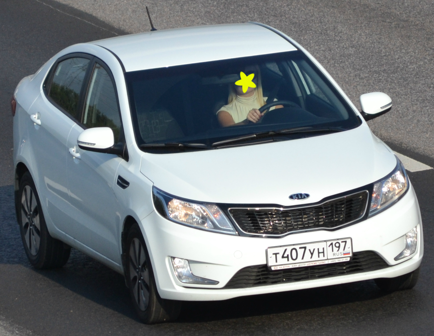 т 407 ун 197, Kia Rio 