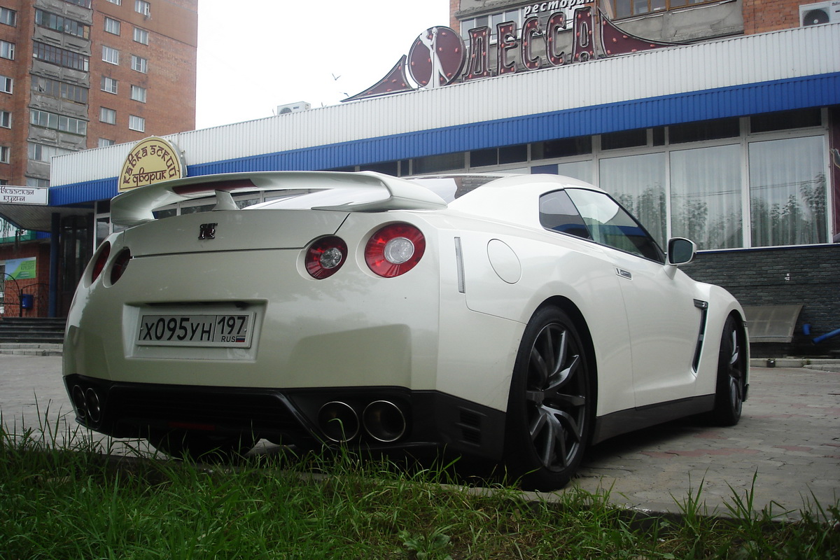 х 095 ун 197, Nissan GT-R 1st gen (R35), 2007–2016