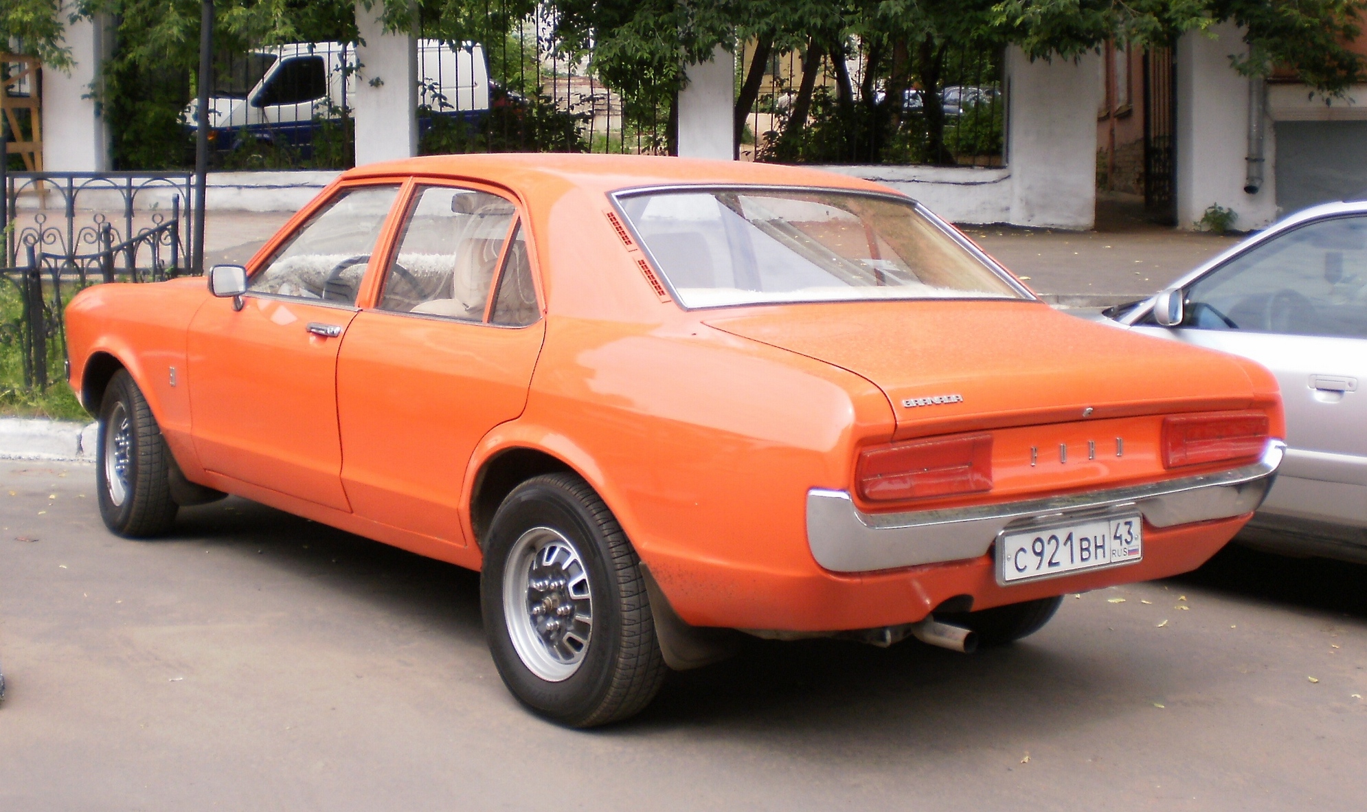 с 921 вн 43, Ford Granada 1st gen 4-door Sedan (GGFL; EU-market), 1972–1977