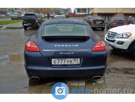 е777ув93, Porsche Panamera