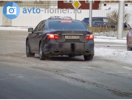 т898тт54, Lexus LS