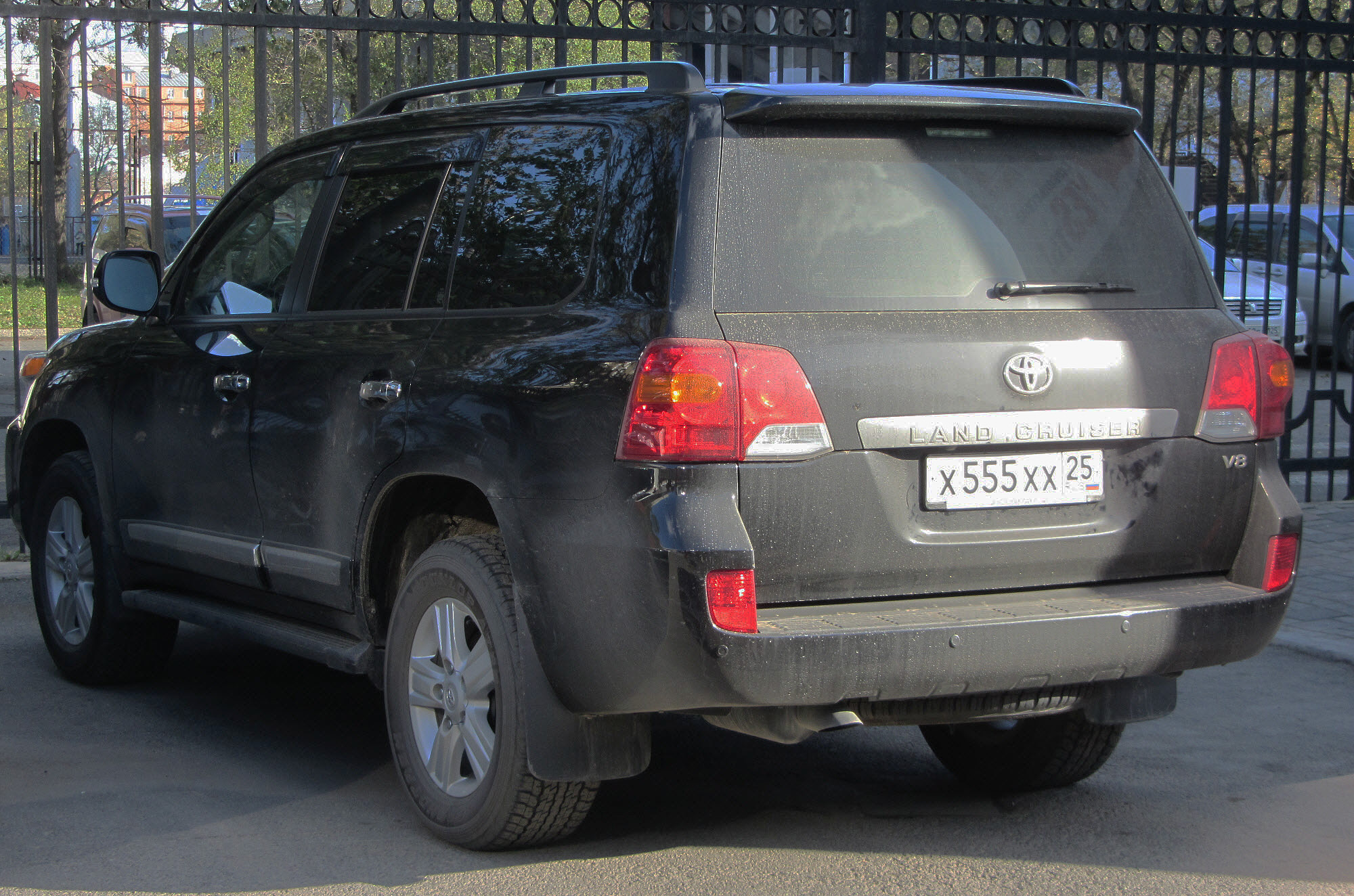 х 555 хх 25, Toyota Land Cruiser 200 (J200), 1st facelift, 2011–2015