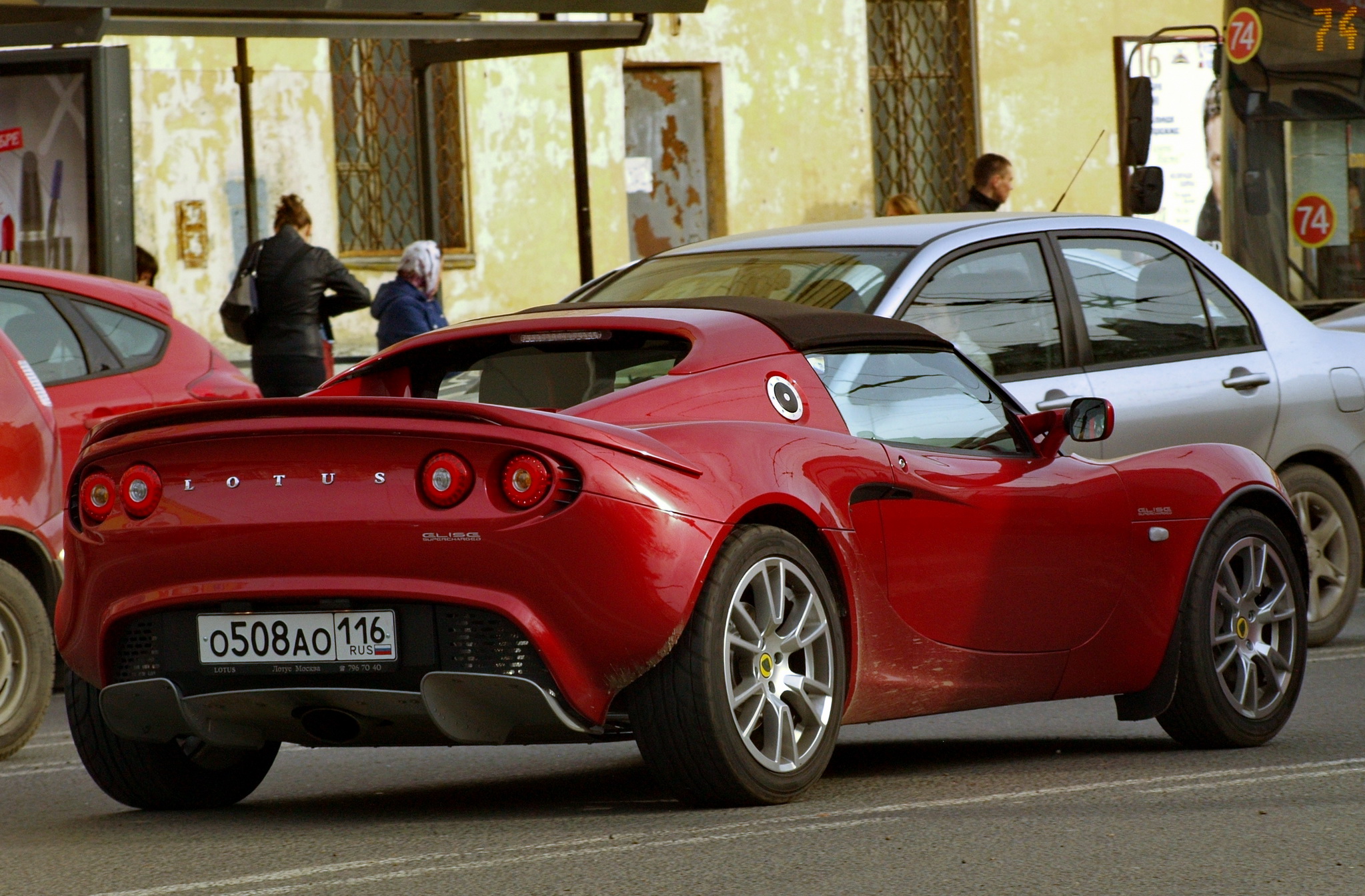 Похожее авто. Lotus Elise Russia. Ferrari 116. Авто похожее на Феррари. Машина похожая на Лотус.