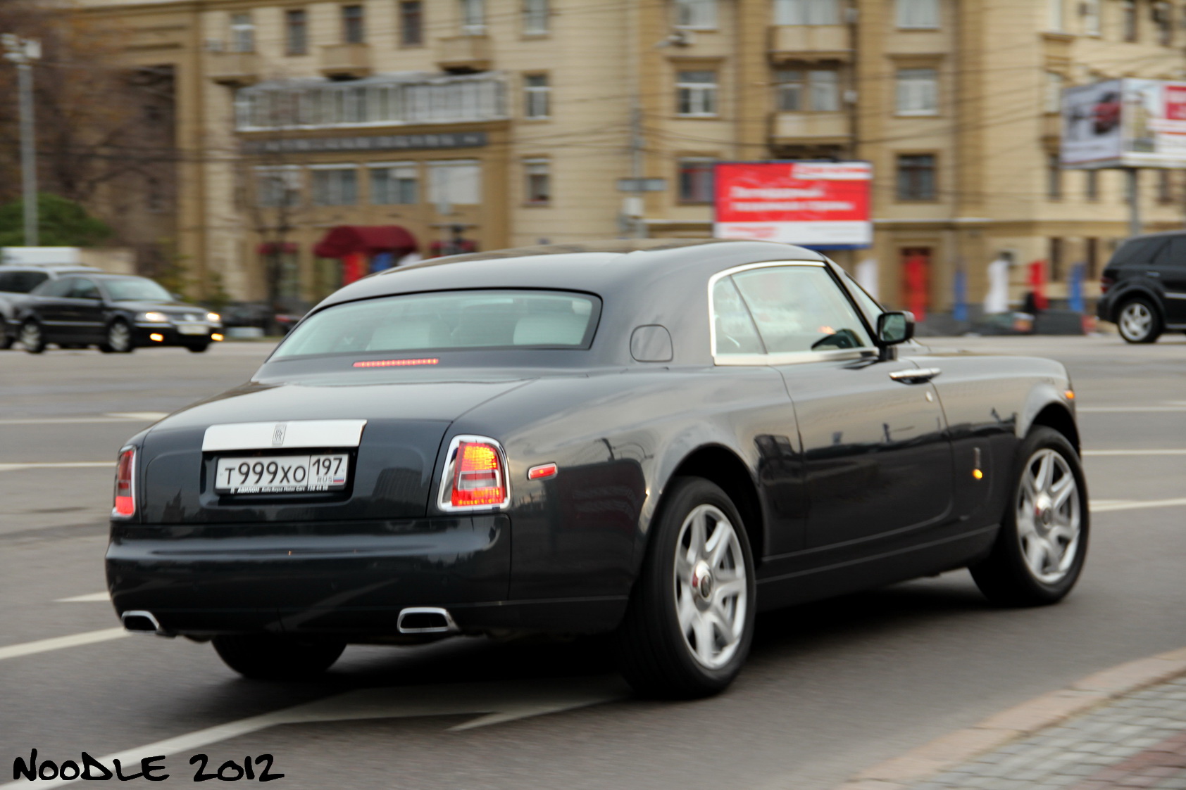 т 999 хо 197, Rolls-Royce Phantom Coupé 1st gen (RR3), 2008–2016
