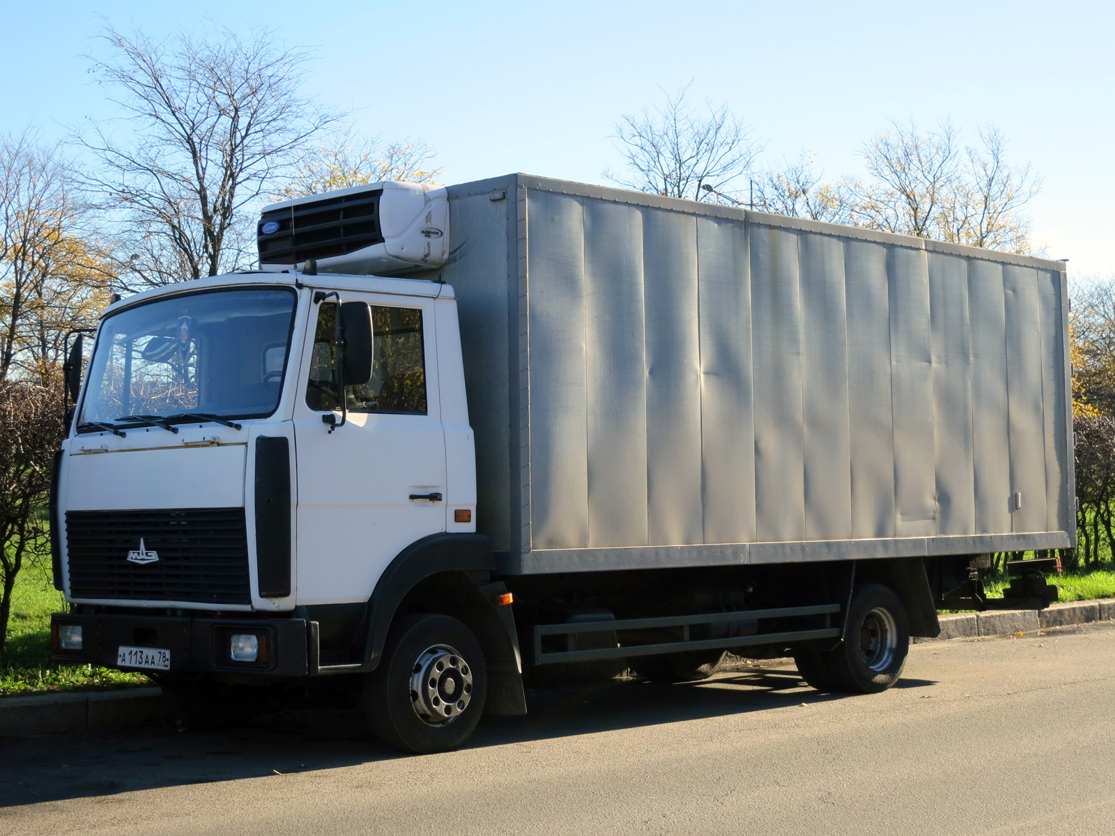 МАЗ-4370 грузовой автомобиль