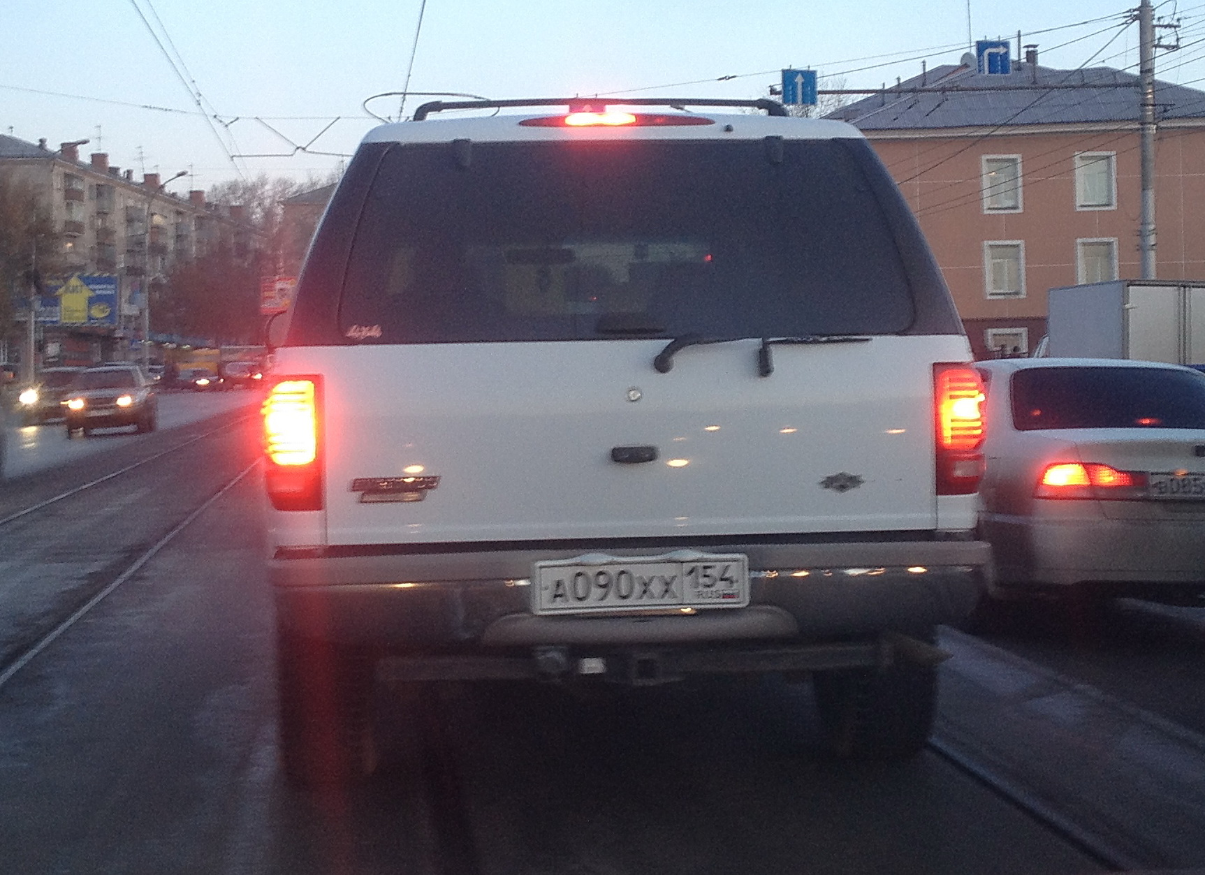 а 090 хх 154, Ford Expedition 1st gen (UN93), 1996–2002