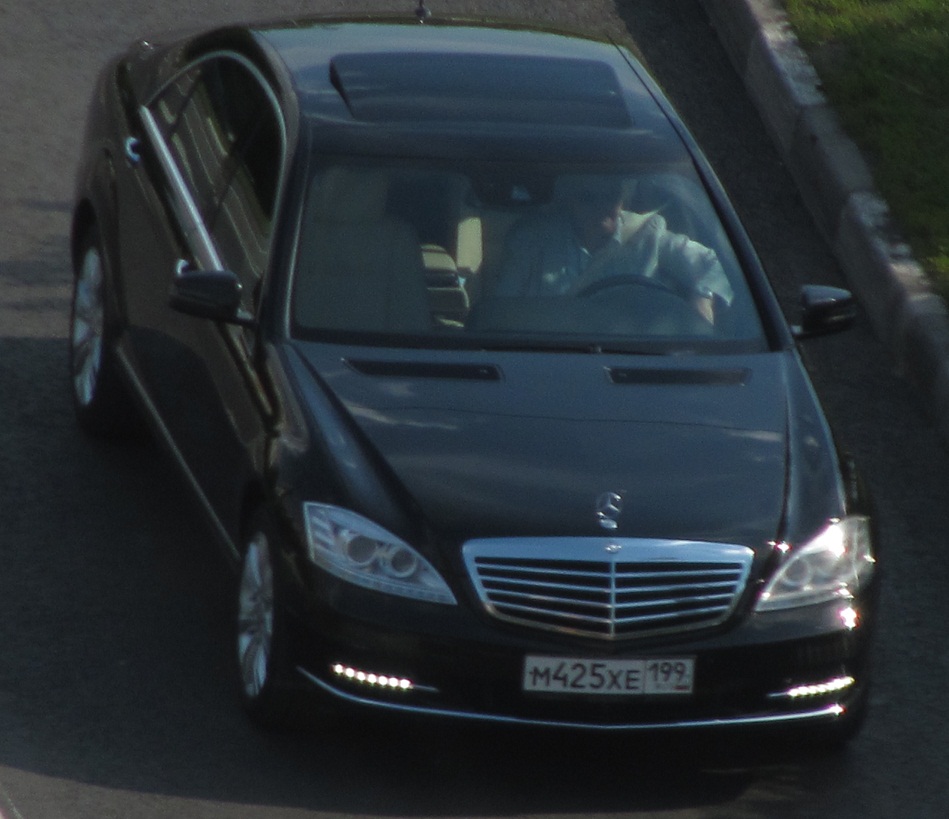 м 425 хе 199, Mercedes-Benz S-Klasse 7th gen (W221/V221), 2005–2013