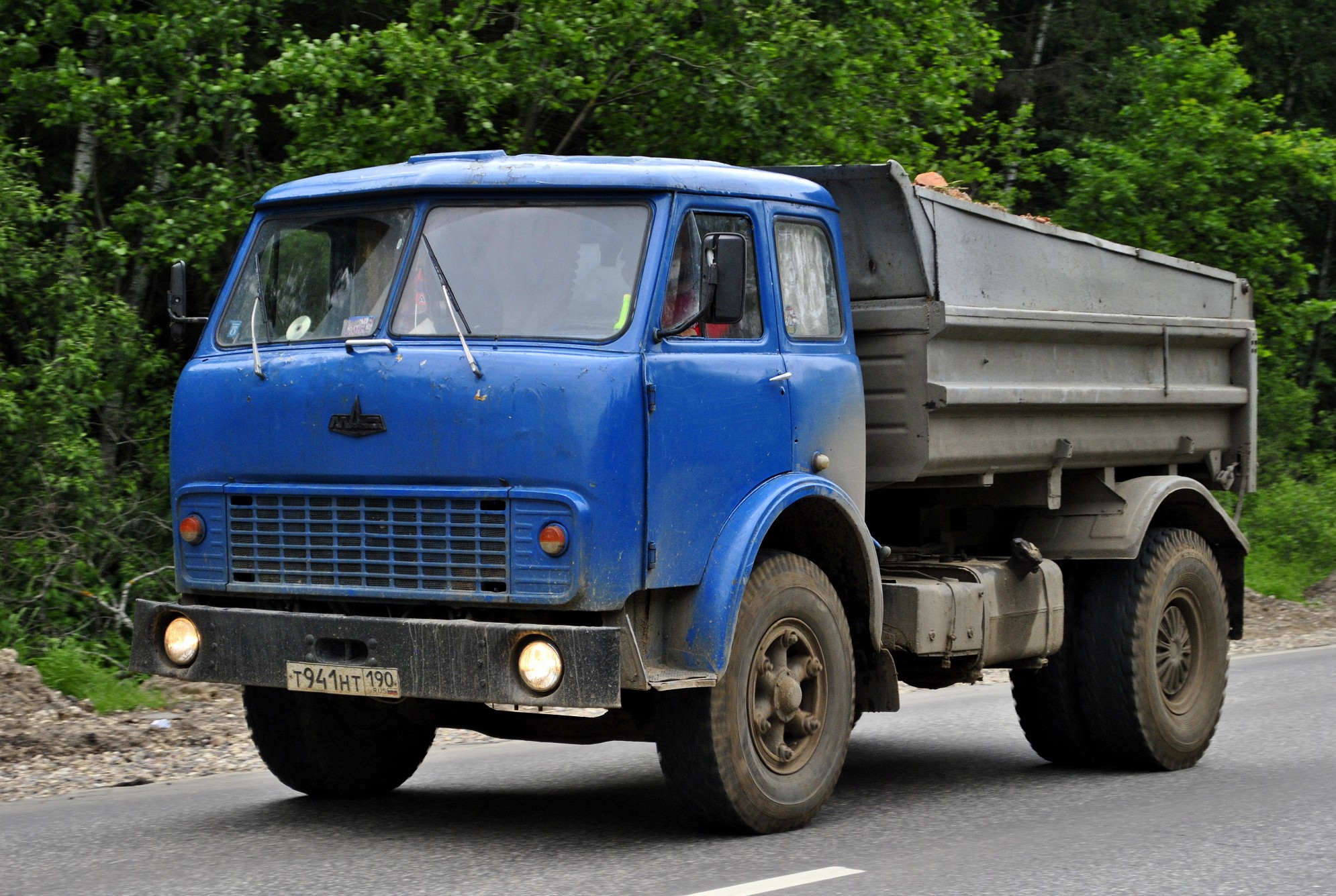 Грузовой автомобиль маз