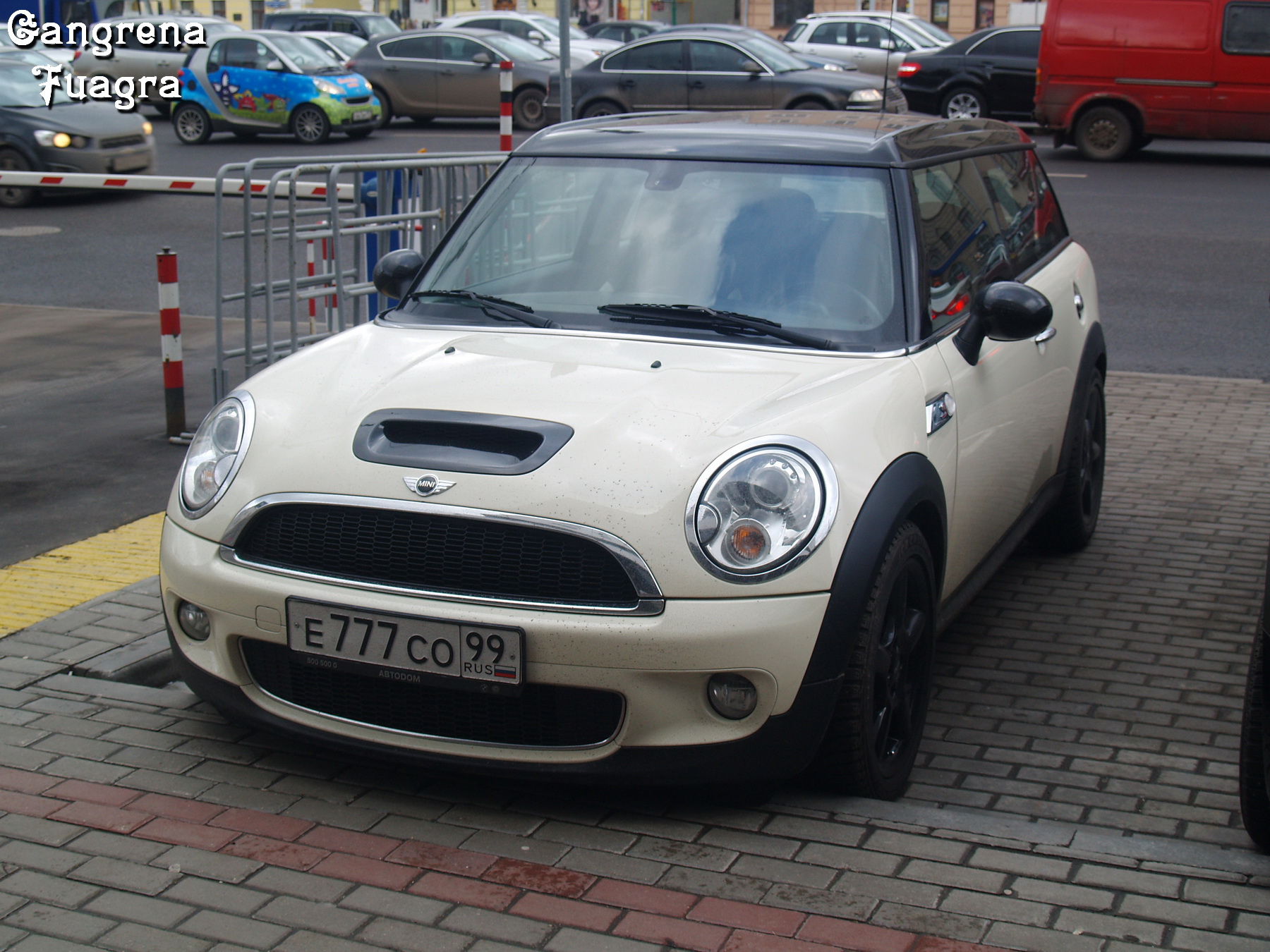 е 777 со 99, MINI Clubman 1st gen (R55), 2007–2014