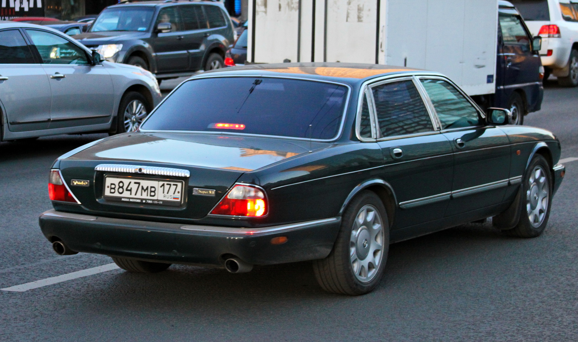 в 847 мв 177, Daimler Super V8 