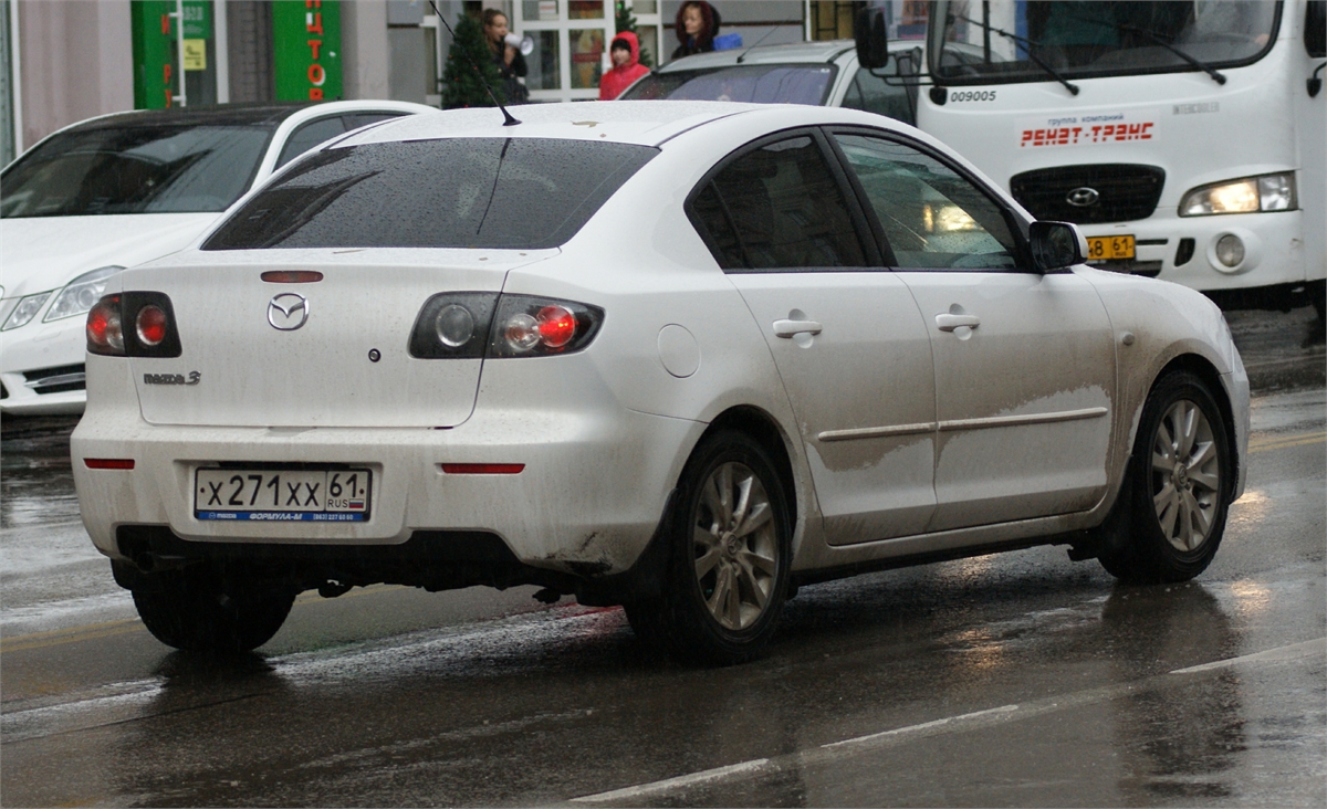 х 271 хх 61, Mazda 3 