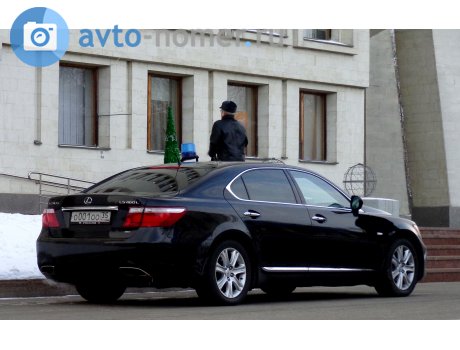 о001оо35, Lexus LS