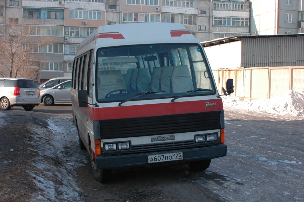 а 607 но 125, Mazda Parkway 