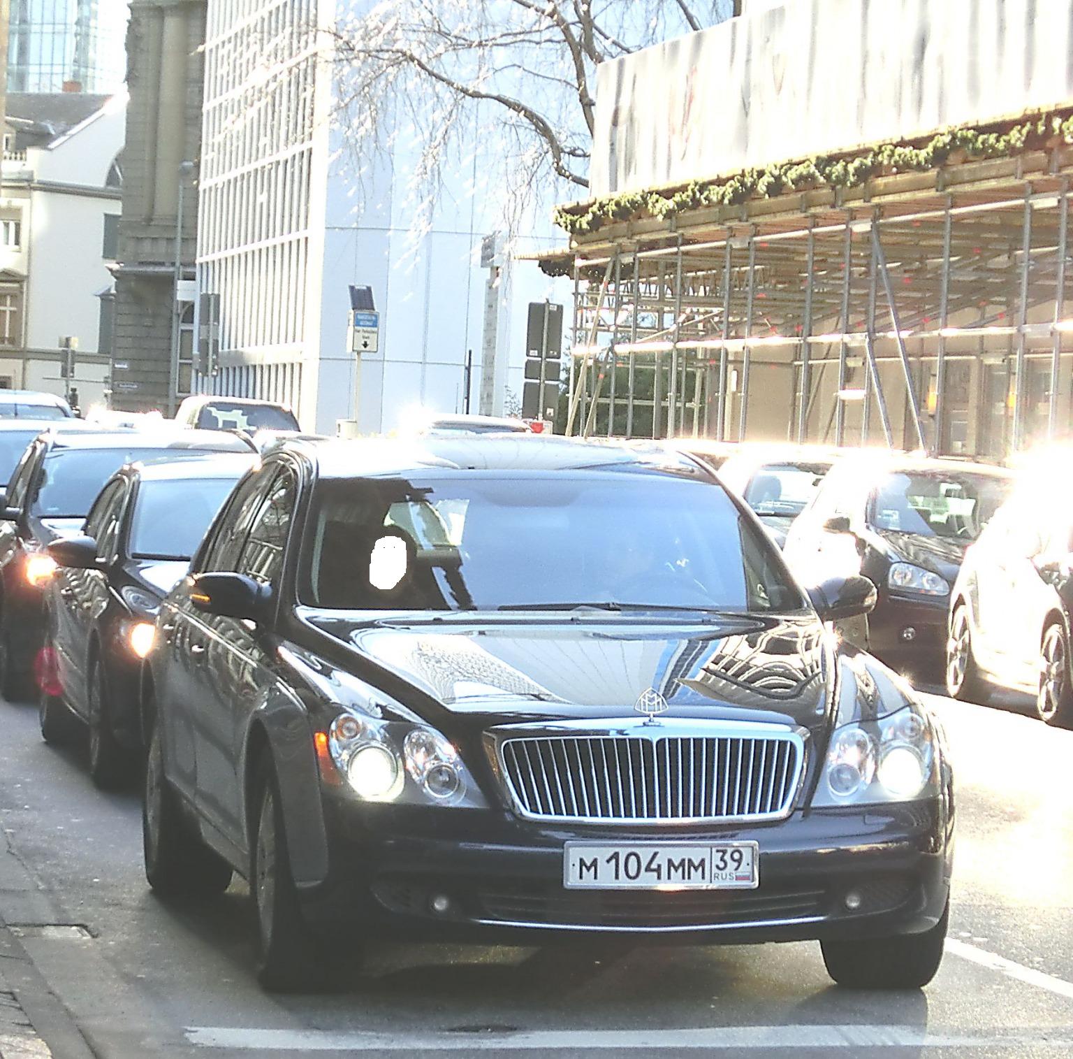 м 104 мм 39, Maybach 57 1st gen (W240), 2002–2012