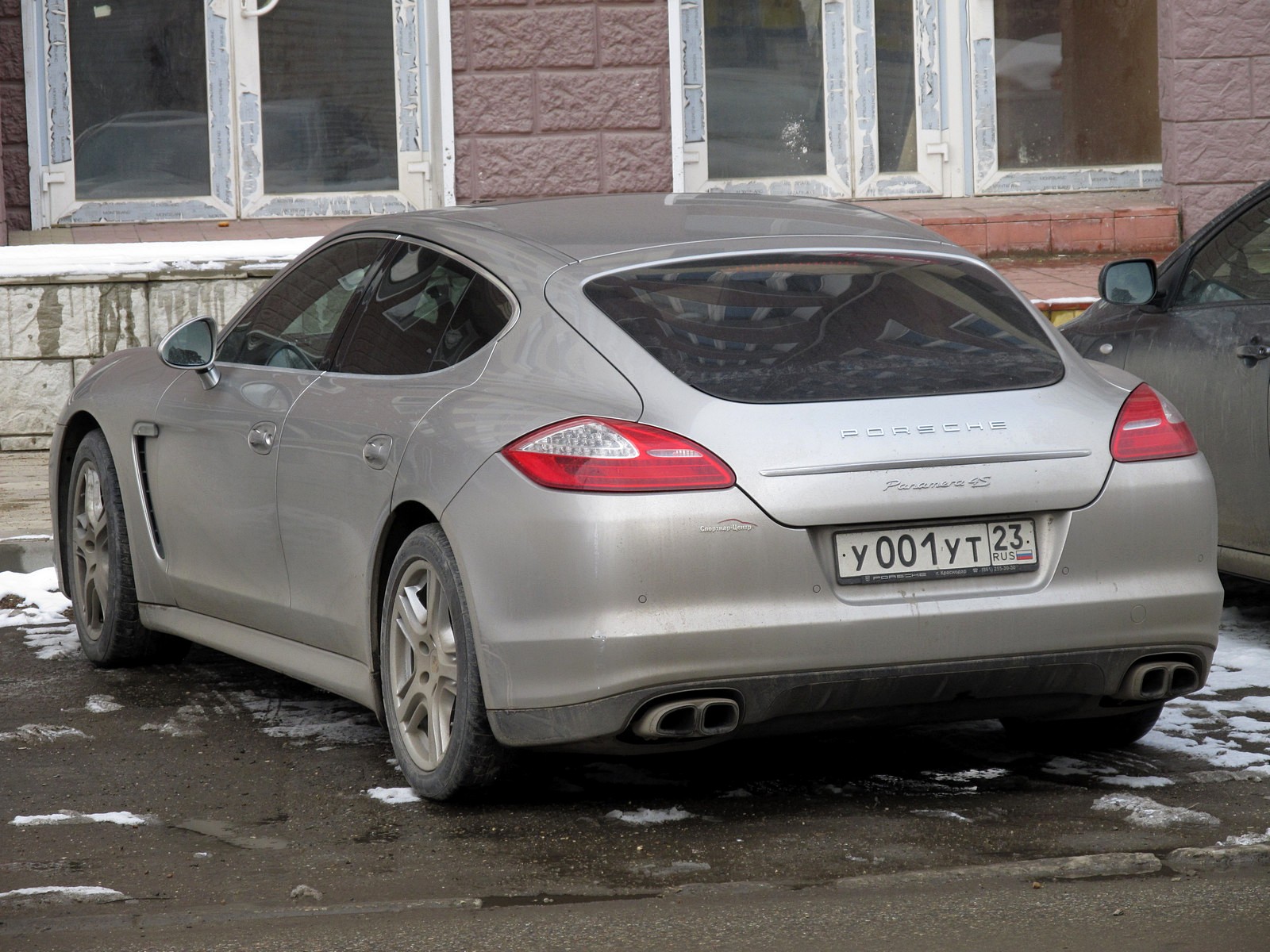 у 001 ут 23, Porsche Panamera 1st gen (970), 2009–2013