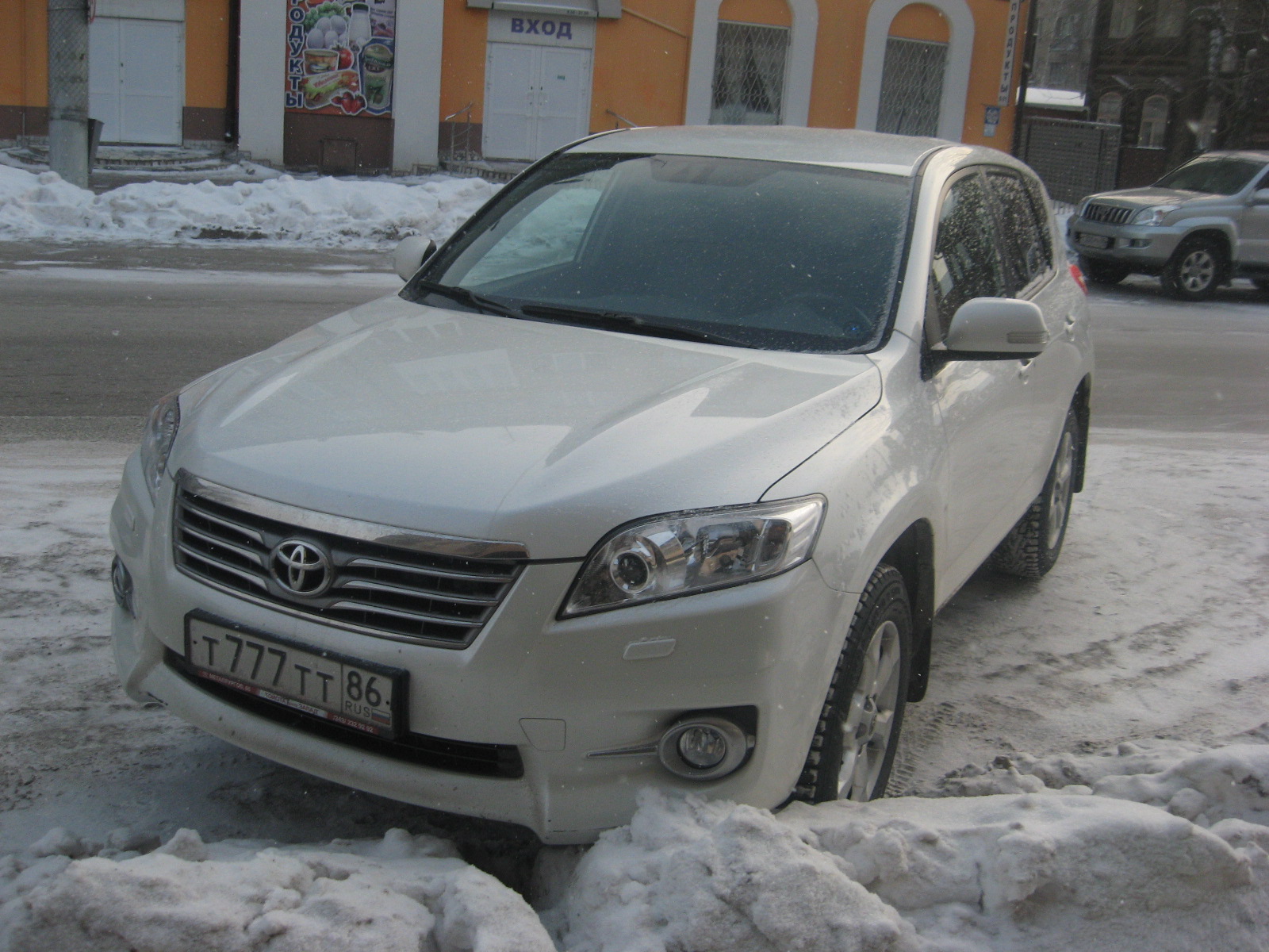 т 777 тт 86, Toyota RAV4 