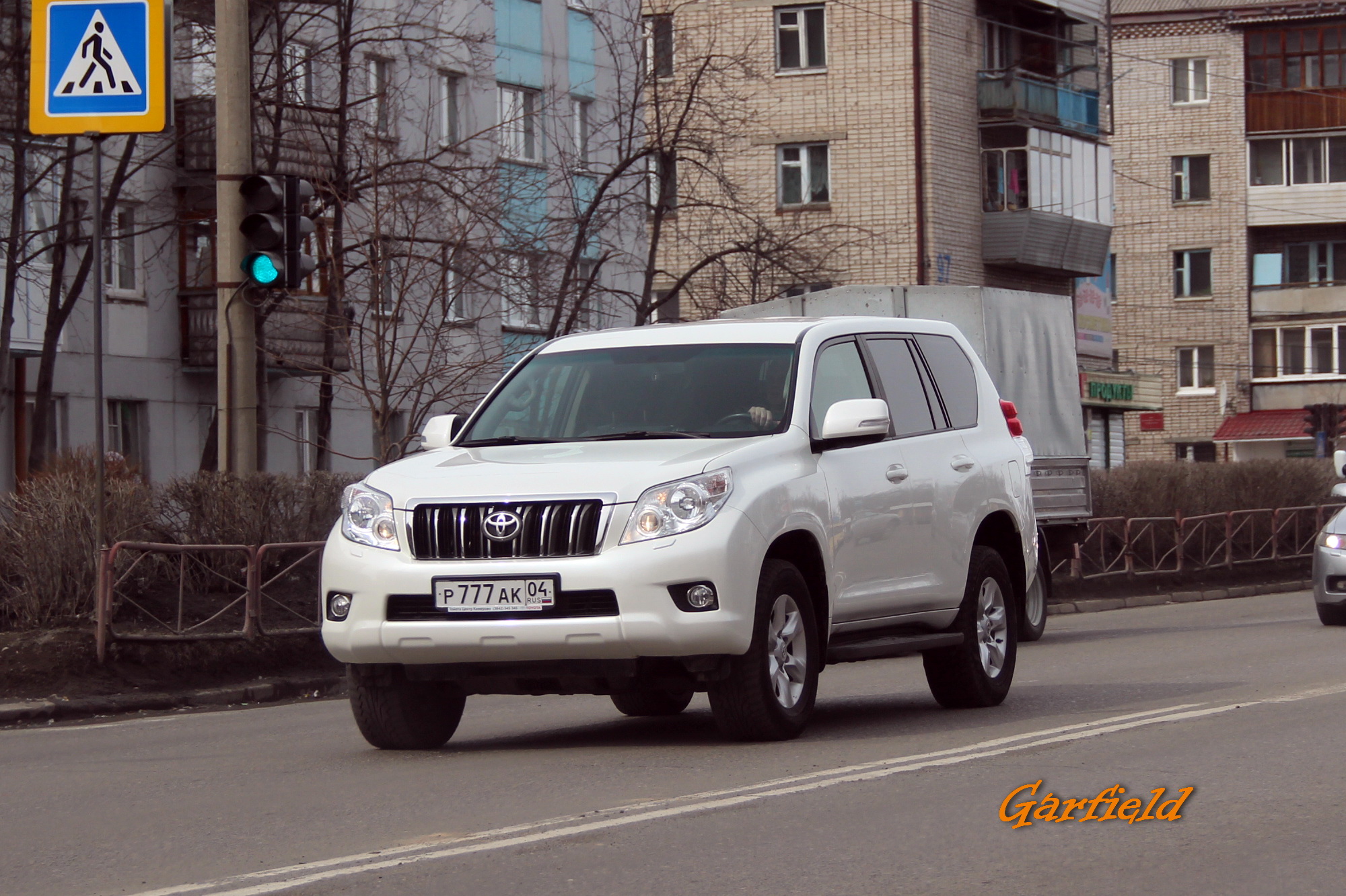 р 777 ак 04, Toyota Land Cruiser Prado 4th gen 5-door SUV (J150), 2009–2013