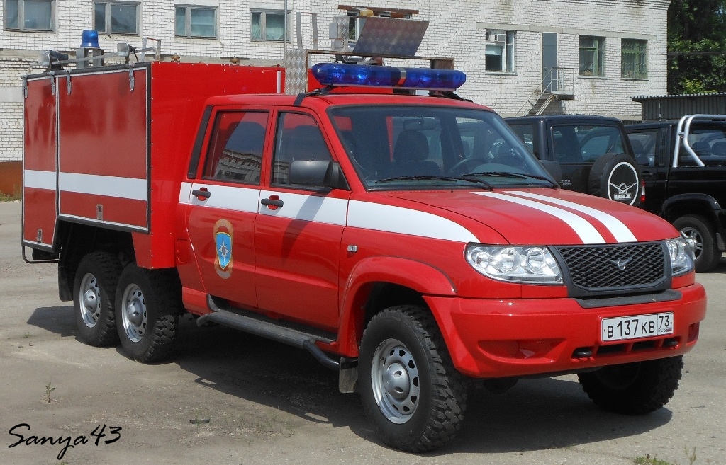 в 137 кв 73, UAZ 236382 