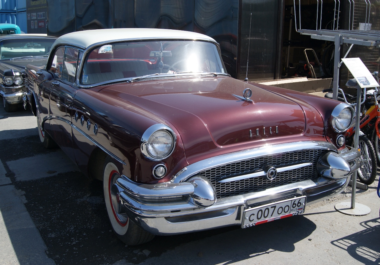 с 007 оо 66, Buick Century 2nd gen (Riviera) 4-door Hardtop (63; B-body), 1st facelift, 1954–1955