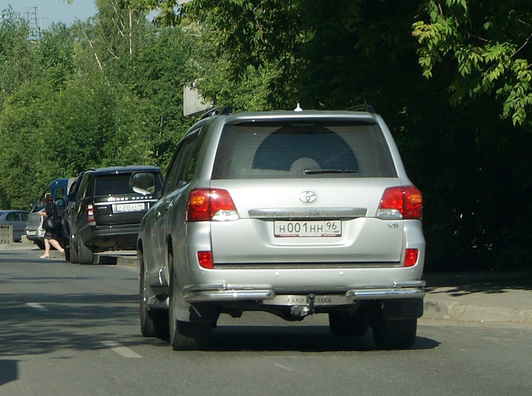 н 001 нн 96, Toyota Land Cruiser 