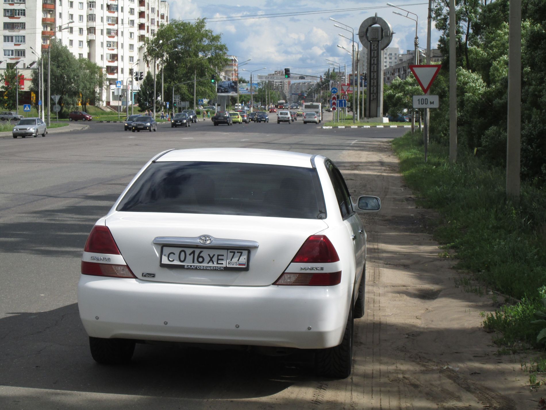с 016 хе 77, Toyota Mark II 9th gen Sedan (X110), 2000–2004