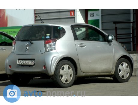 р563ху38, Toyota iQ