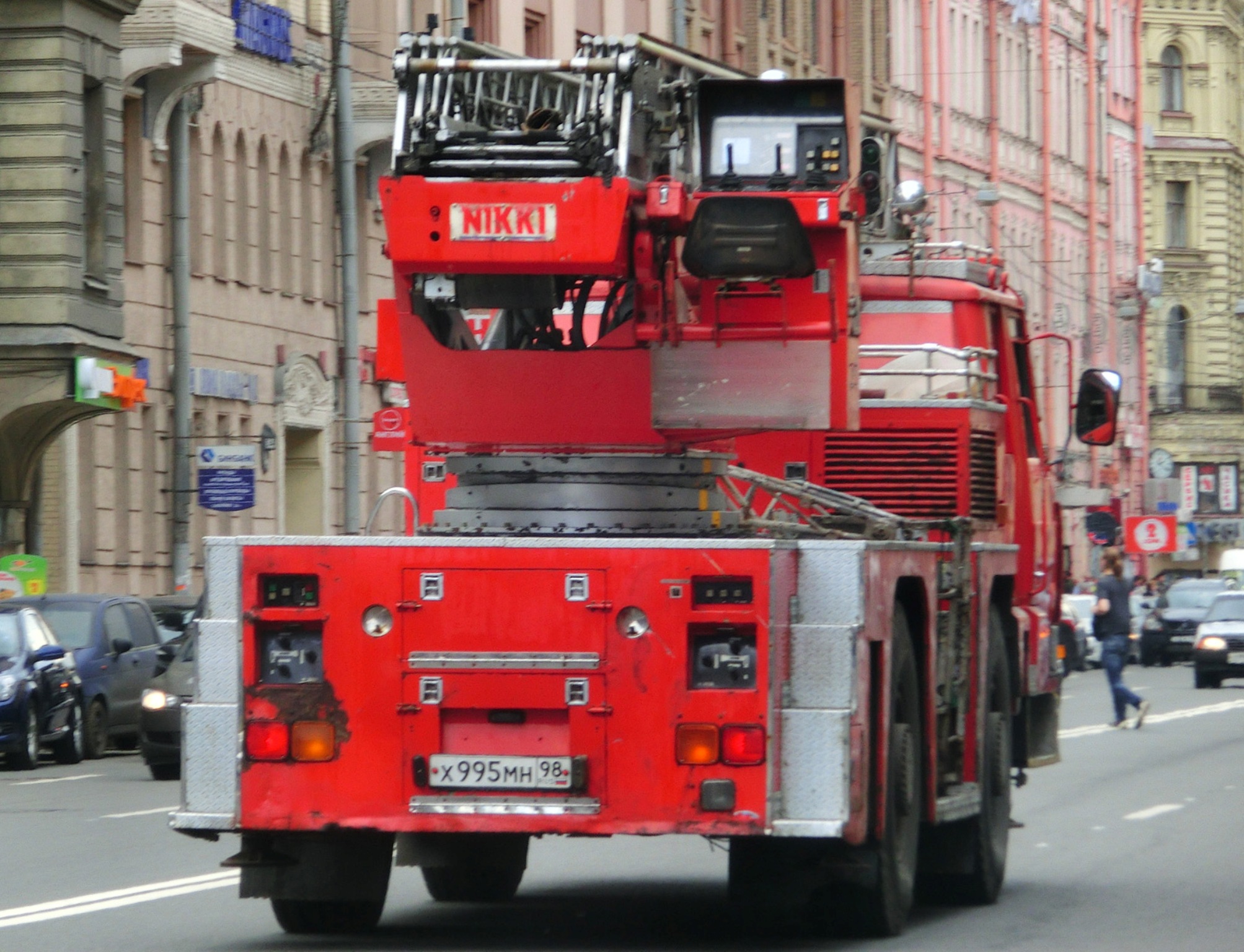 х 995 мн 98, Nissan Diesel C-Series 2nd gen Resona, 1983–1990