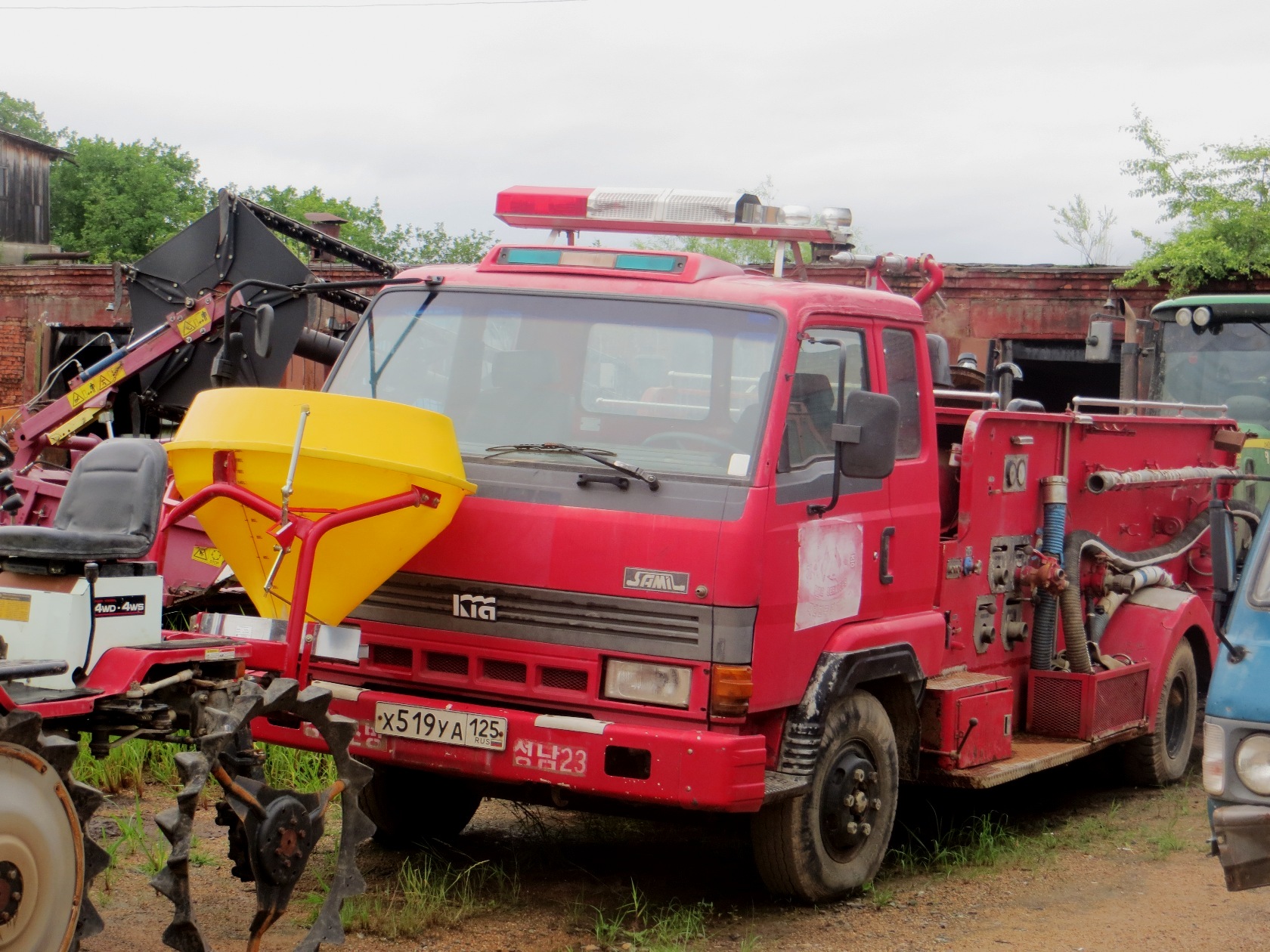 х 519 уа 125, Kia Rhino 