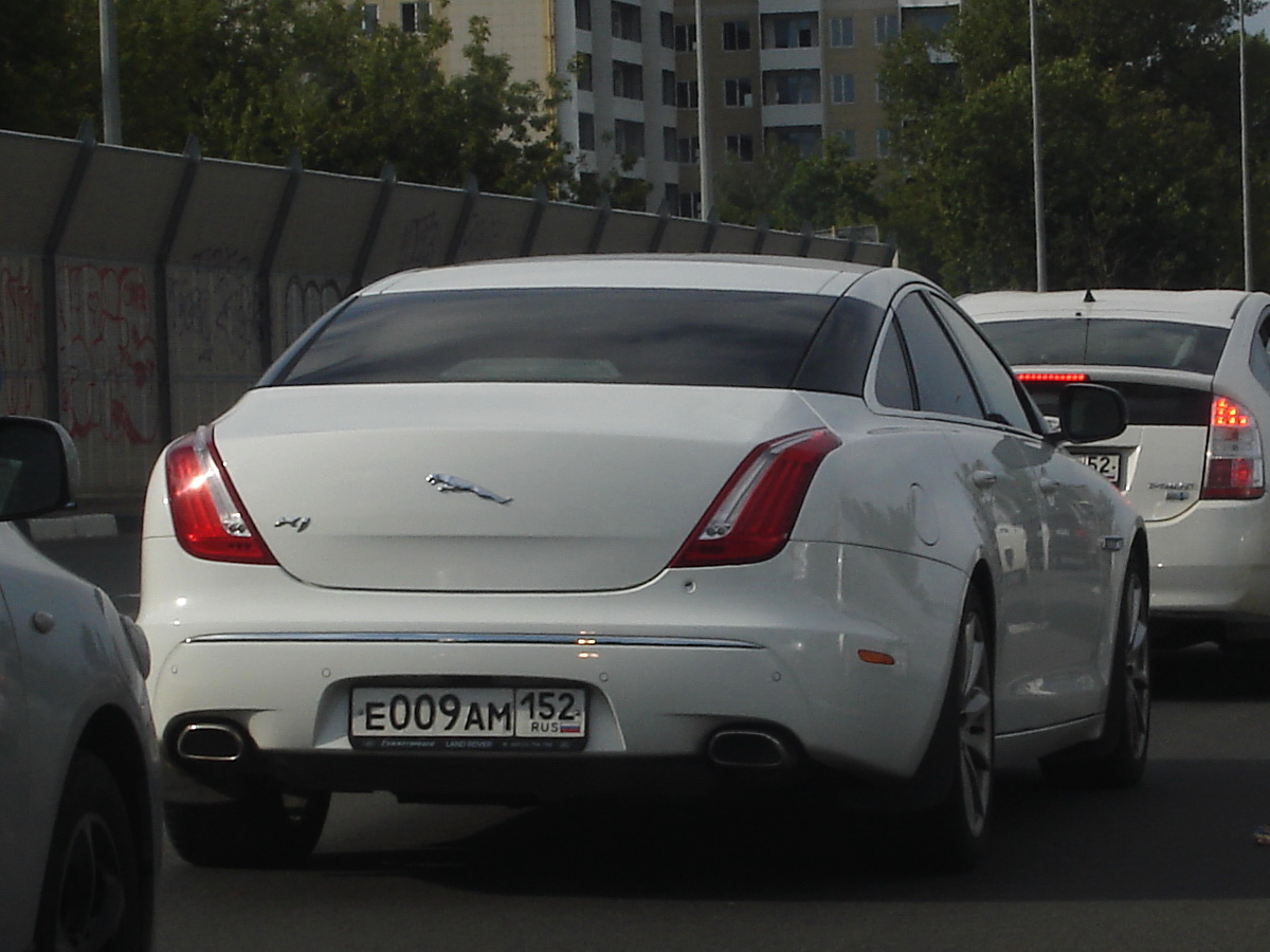 е 009 ам 152, Jaguar XJ 6th gen (X351), 2009–2019