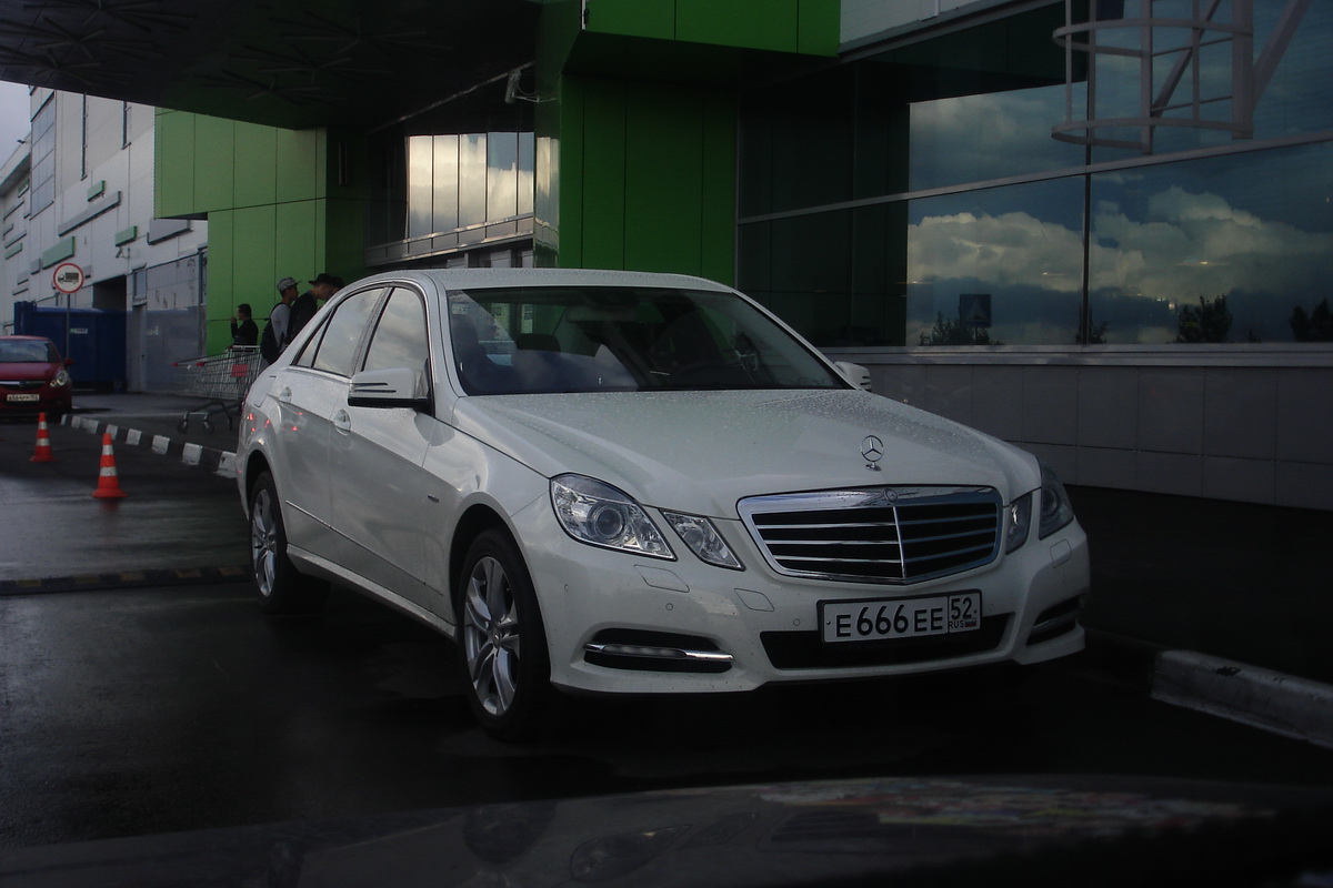 е 666 ее 52, Mercedes-Benz E-Klasse 4th gen Sedan (W212), 2009­–2013