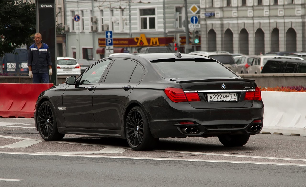 а 222 мм 77, BMW 7 Series 5th gen (F01–F04), 2008–2015