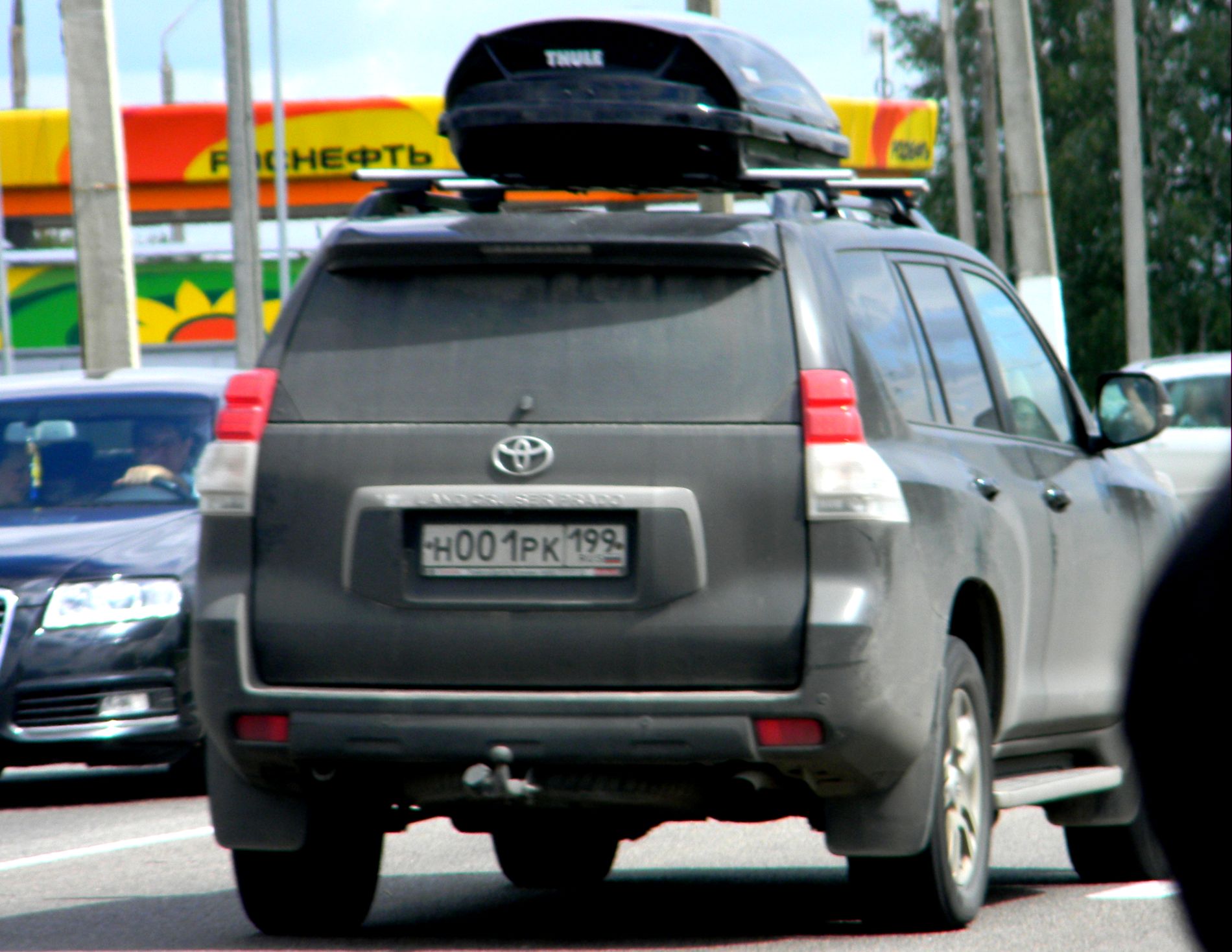 н 001 рк 199, Toyota Land Cruiser Prado 4th gen 5-door SUV (J150), 2009–2013