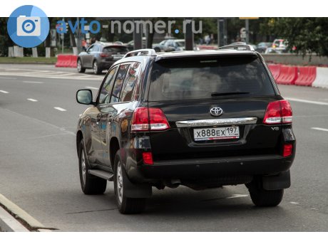 х888ех197, Toyota Land Cruiser