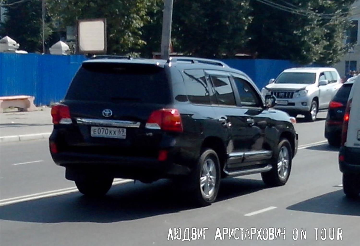 е 070 кх 69, Toyota Land Cruiser 